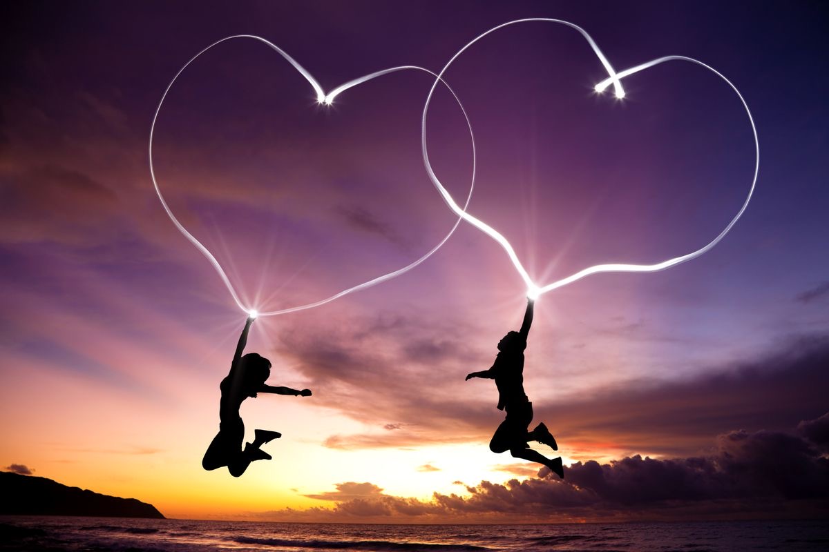 Clock Is Ticking?” The Hidden Signs You’re Being Pressured to Settle Down Before You’re Ready